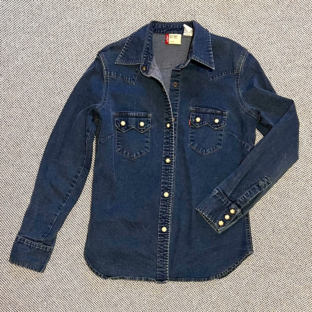 Levi’s Red Tab Denim Snap Button Western Style Shirt (Size M)